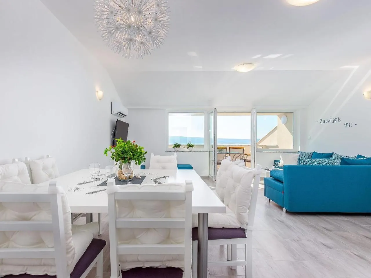 Charming Villa In Dramalj With Bubble Bath 0*,